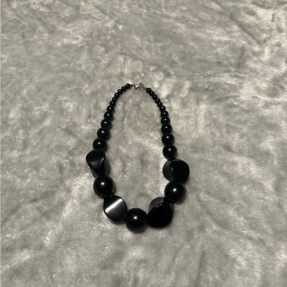 Vintage Elegant Black Beaded Necklace